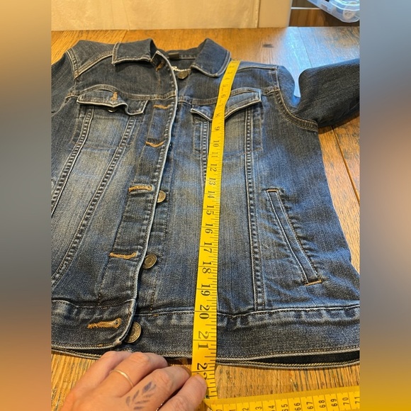 💙 EDDIE BAUER – Classic Denim Jacket – Size M - Picture 5 of 6